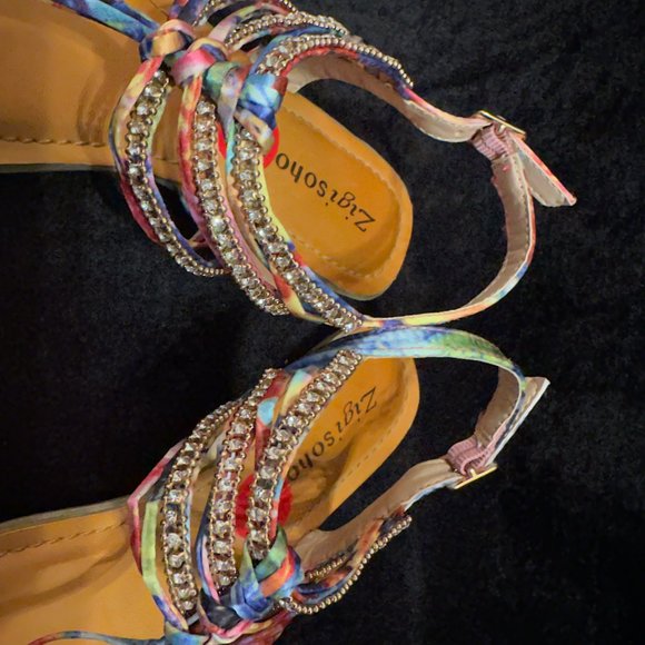 Zigi soho Colorful Fabric and Rhinestone Jewels Thong Sandals Size 6 - Picture 12 of 12